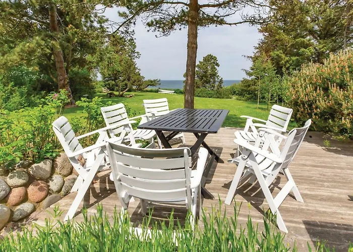 Holiday home 11 *