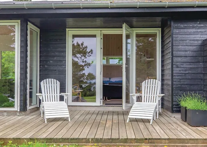 Holiday home 11 *